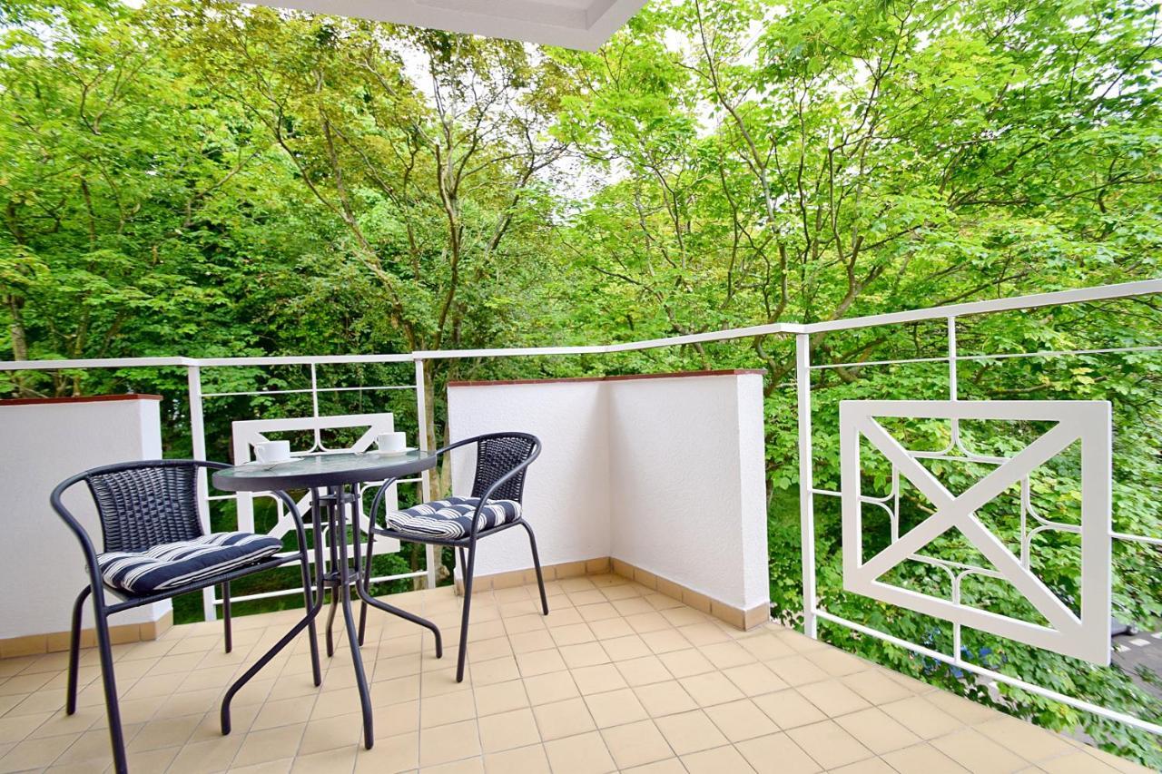 Crystal Apartament 80M Od Plazy, Przy Latarni Morskiej Kołobrzeg Extérieur photo